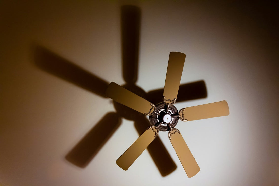 Ceiling fan with newly aligned blades