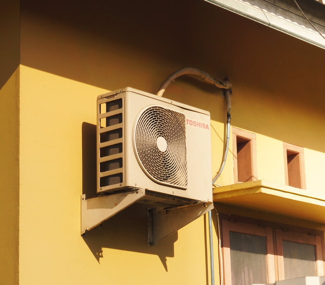 Eco-friendly air conditioner with green technology